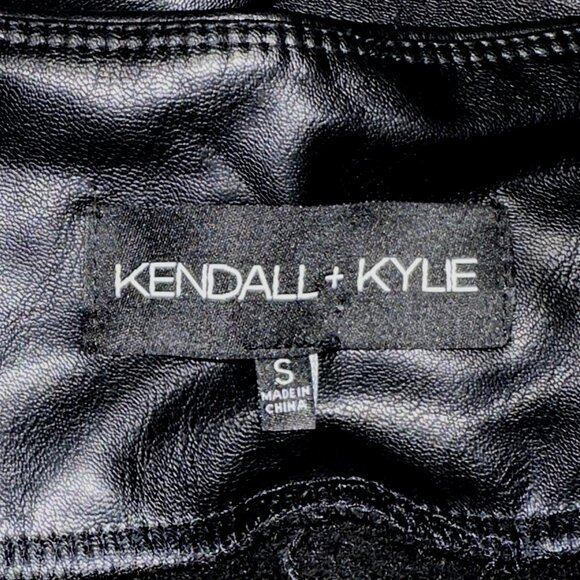 Kendall + Kylie Faux Leather Liquid Leggings S Quiet Luxury Model Off-Duty - Picture 5 of 6